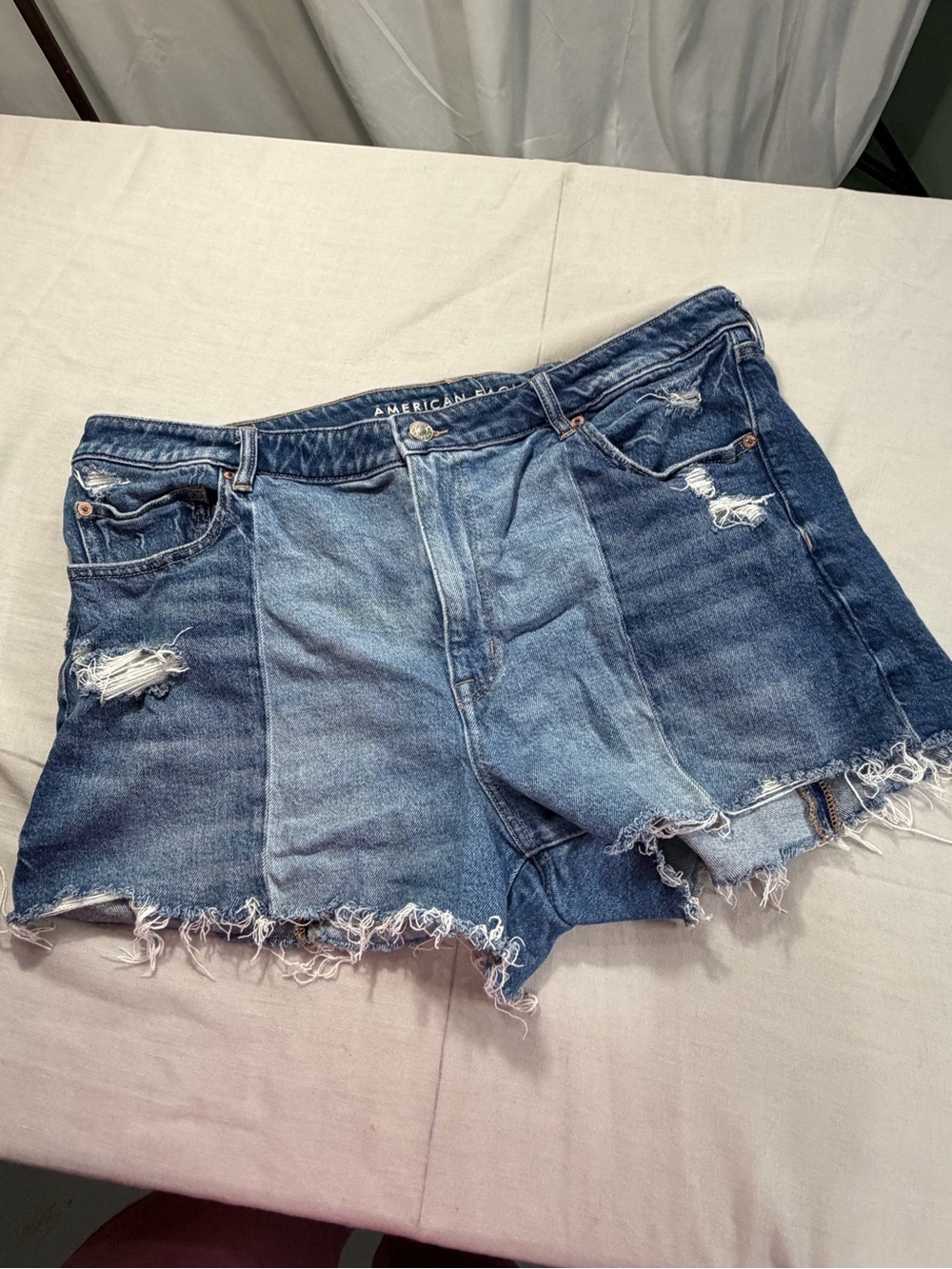 American Eagle Outfitters Two-Tone Distressed Denim Jean Shorts - Blue